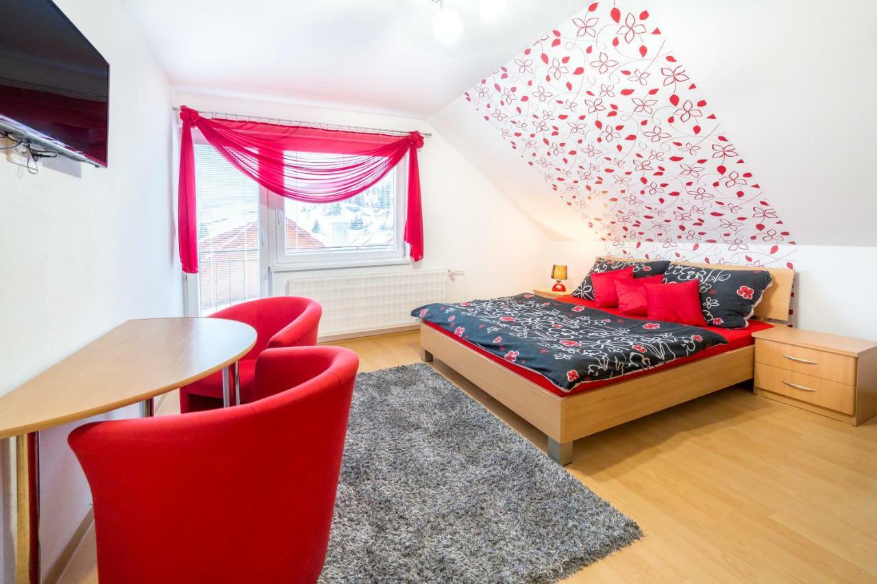Apartmanovy Dom Adriana Zuberec Εξωτερικό φωτογραφία